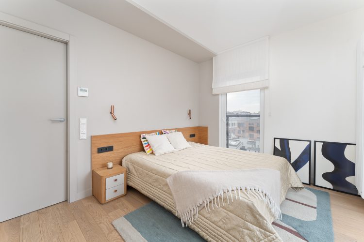 jasne nowoczesne wnętrze