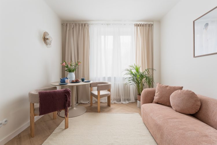 zdjęcie nowoczesnego wnętrza w pastelowych kolorach