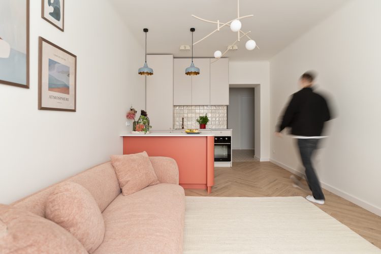 zdjęcie nowoczesnego wnętrza w pastelowych kolorach