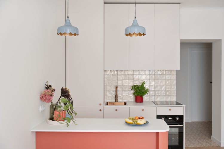 zdjęcie nowoczesnego wnętrza w pastelowych kolorach