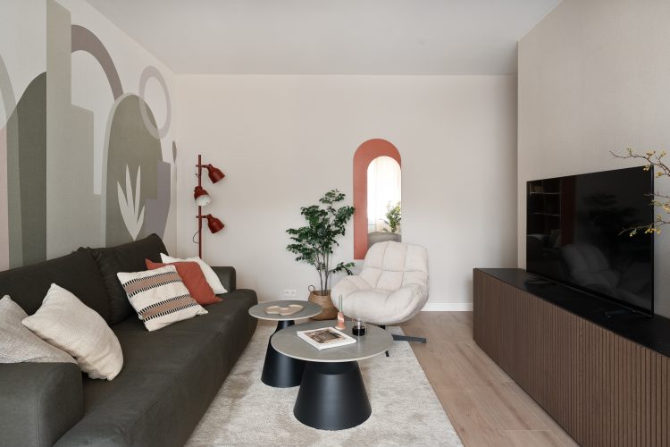 nowoczesne wnętrze z ciemniejszymi kolorami