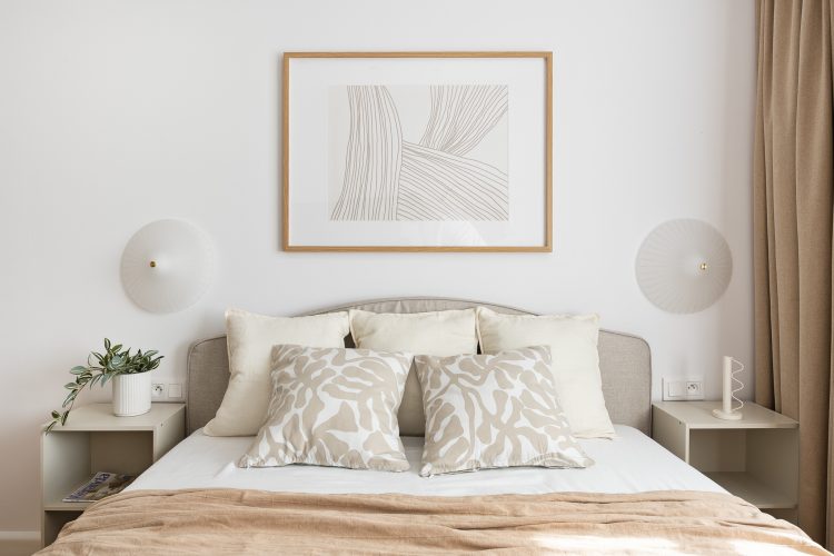 jasne, klasyczne wnętrze