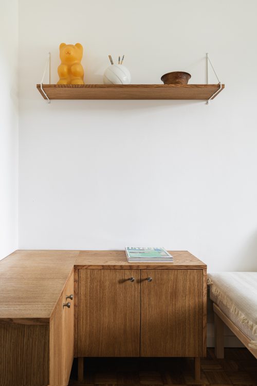 jasne wnętrze w stylu japandi